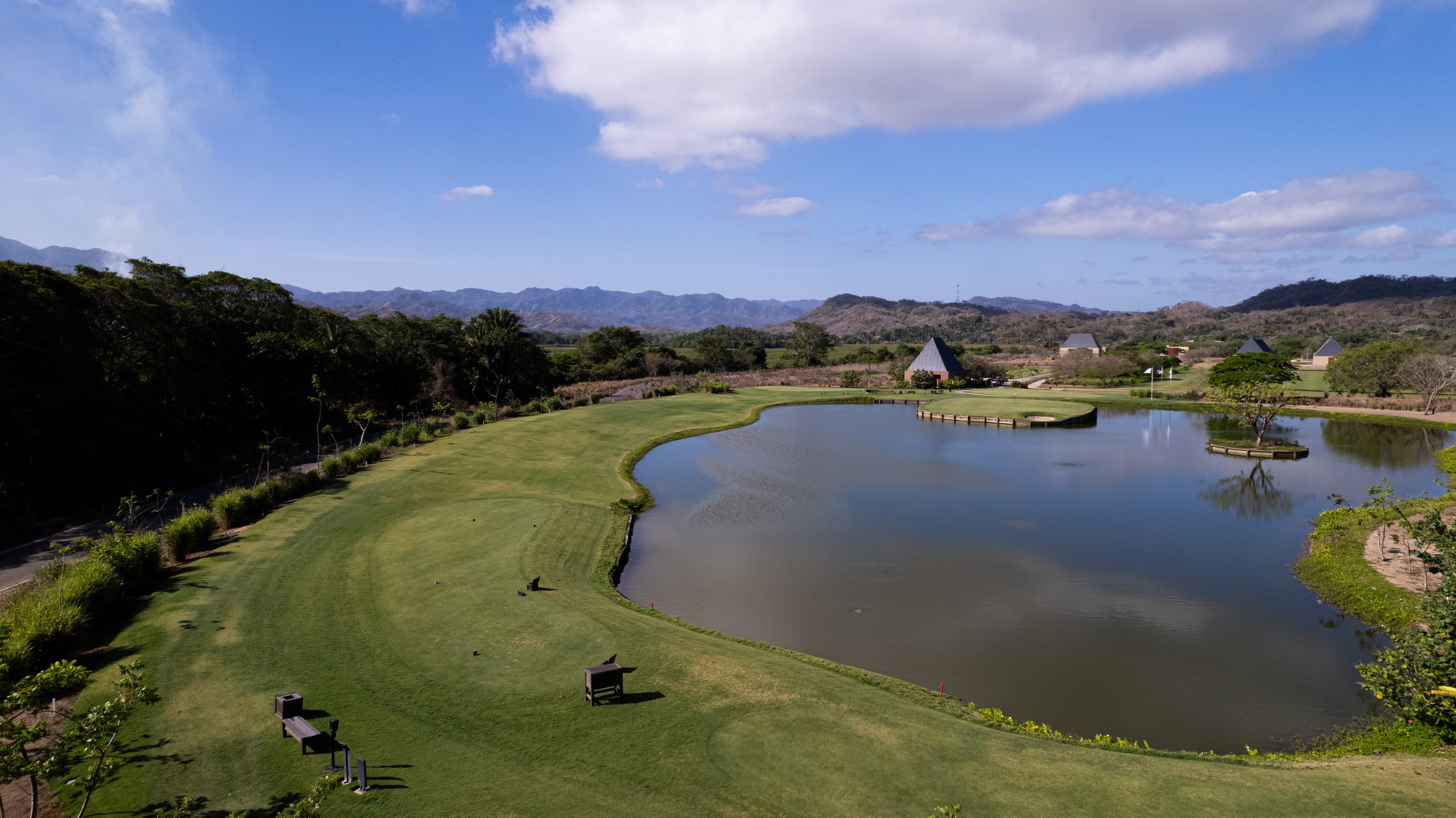 Mandarina Golf Club